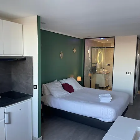 Camp Naturiste Vue Mer, Le Gilyves Cocooning *