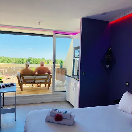 Camp Naturiste Vue Mer, Le Gilyves Cocooning * Agde