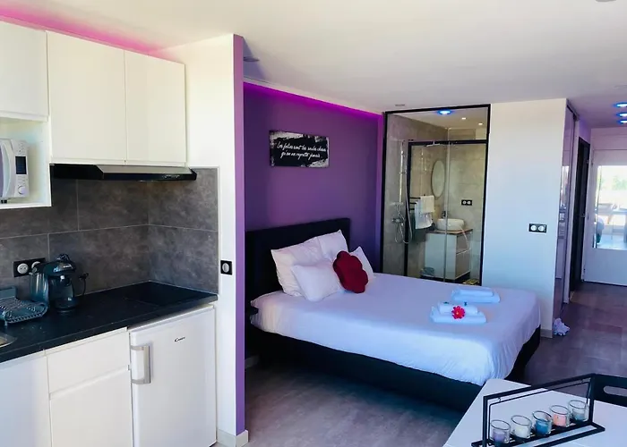 Camp Naturiste Vue Mer, Le Gilyves Cocooning *