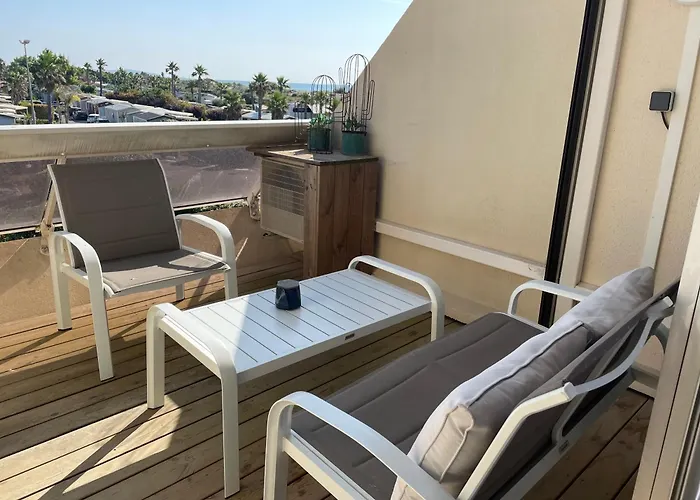 Camp Naturiste Vue Mer, Le Gilyves Cocooning